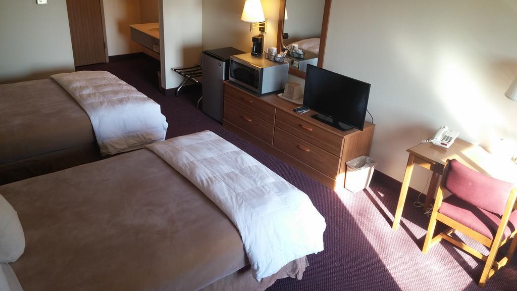 Econo Lodge Maquoketa Εξωτερικό φωτογραφία