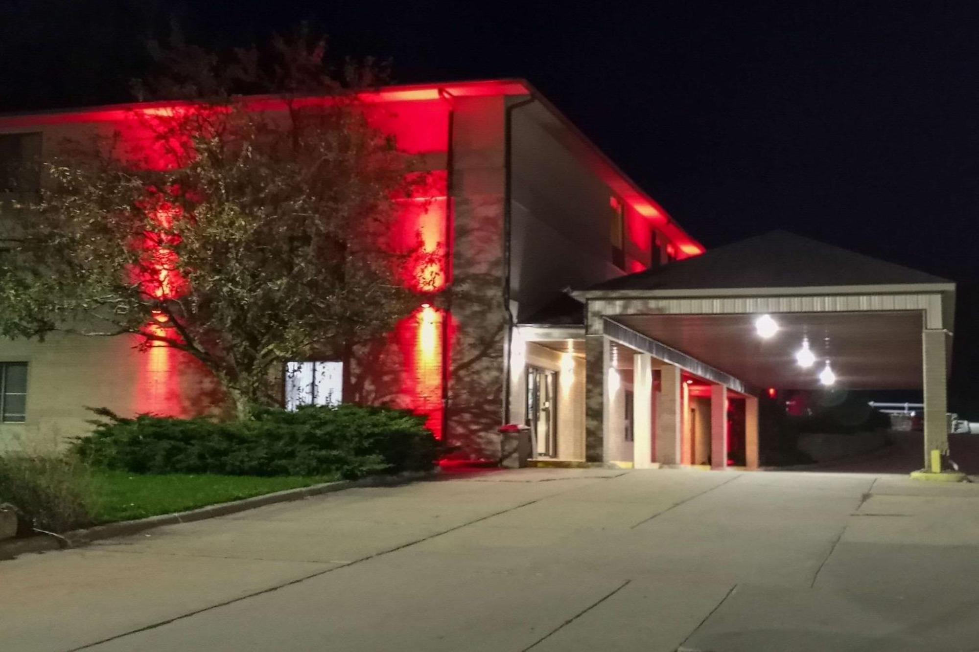 Econo Lodge Maquoketa Εξωτερικό φωτογραφία